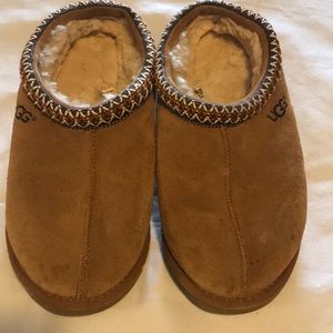 Ugg slippers